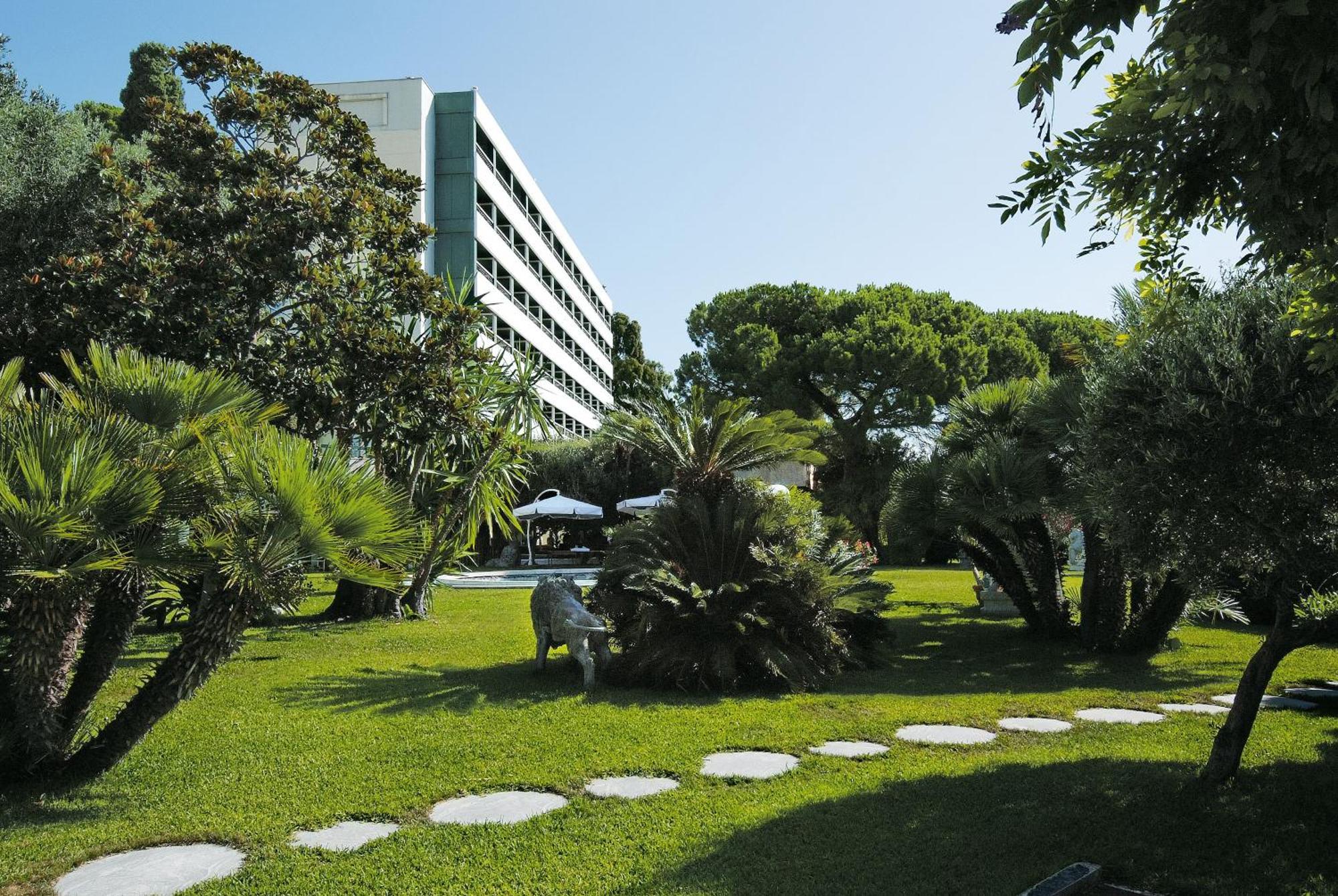 Grand Hotel Del Mare Resort & Spa Bordighera Eksteriør billede